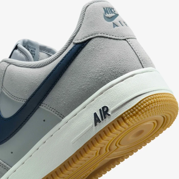 AIR FORCE 1 '07 LV8