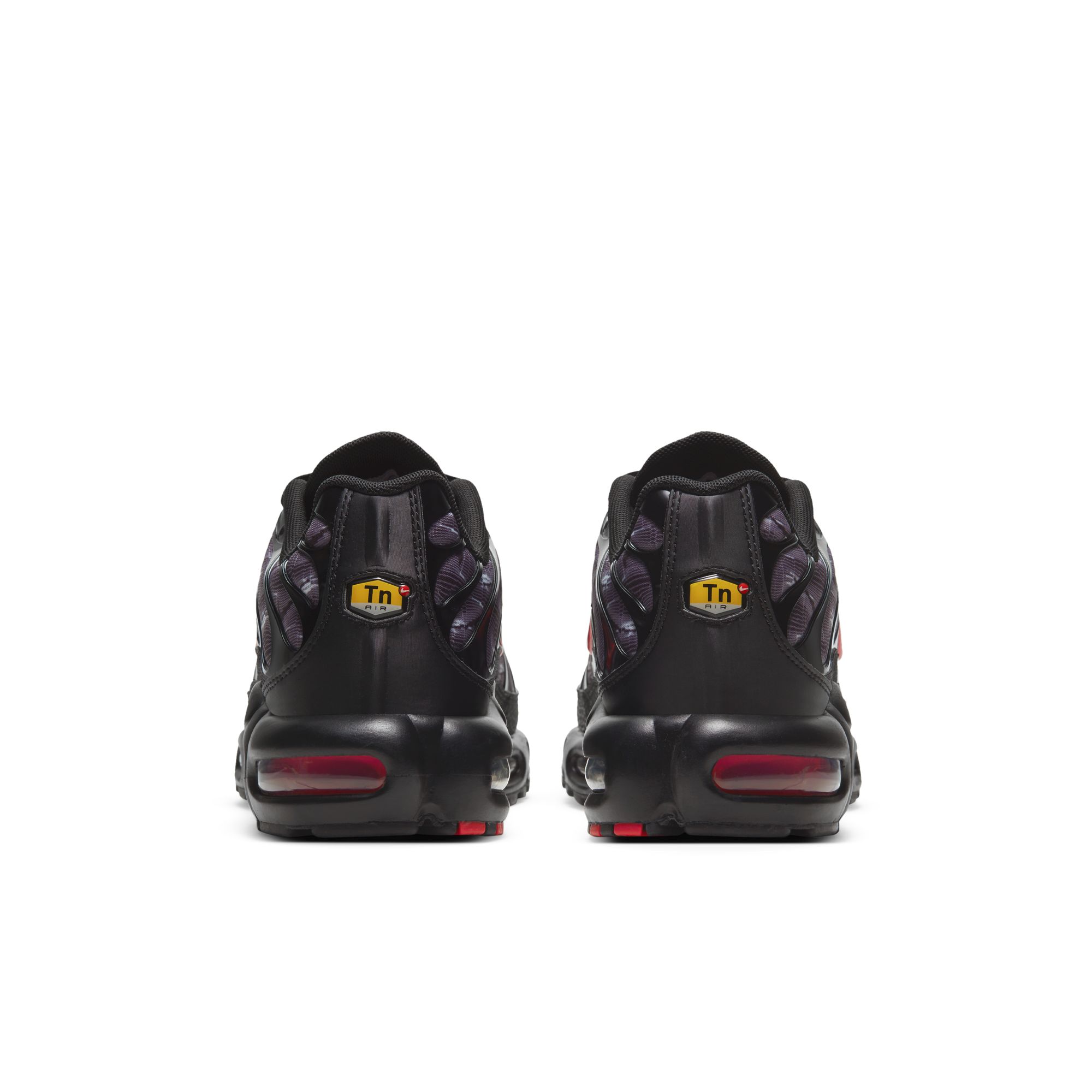 NIKE AIR MAX PLUS