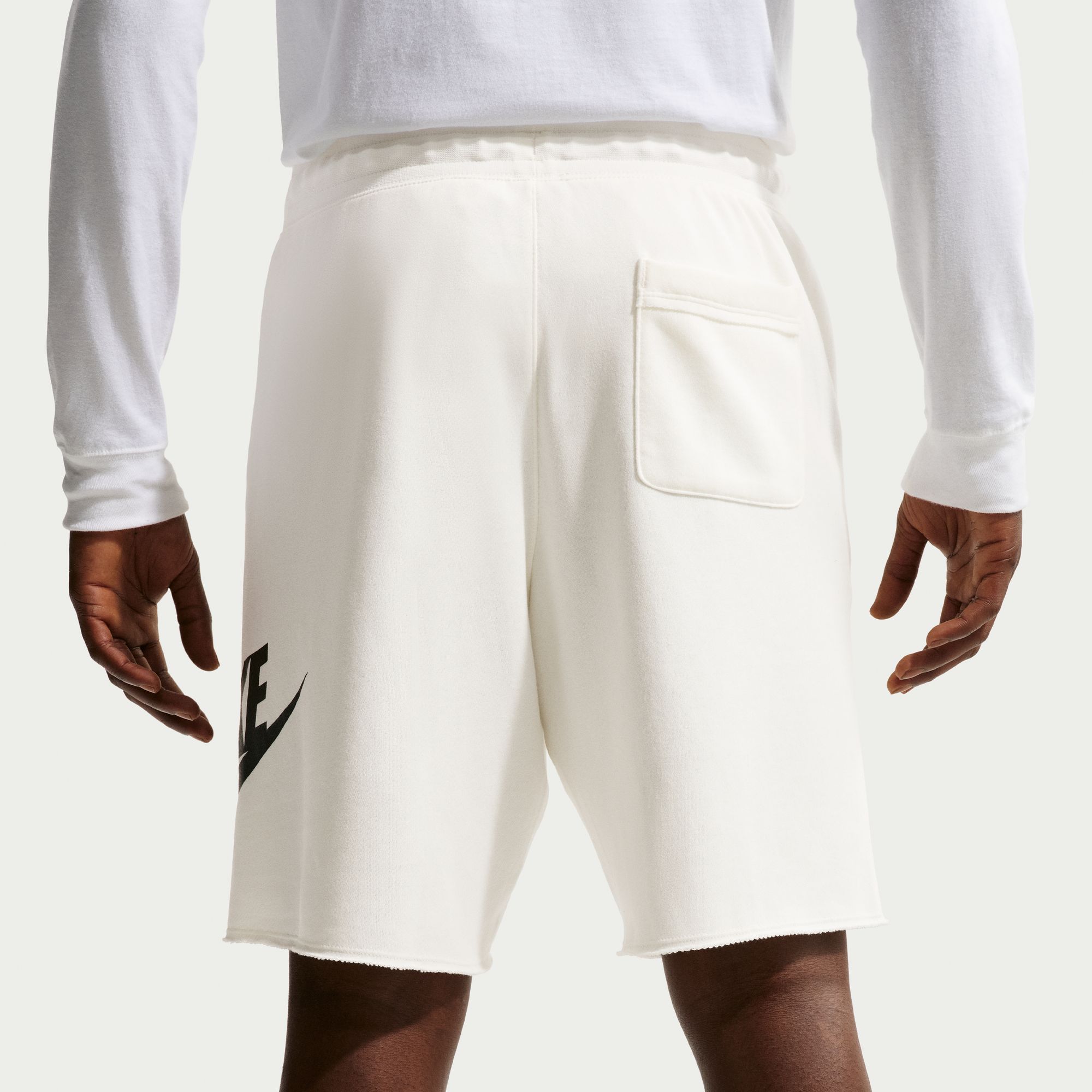 M NK CLUB ALUMNI HBR FT SHORT