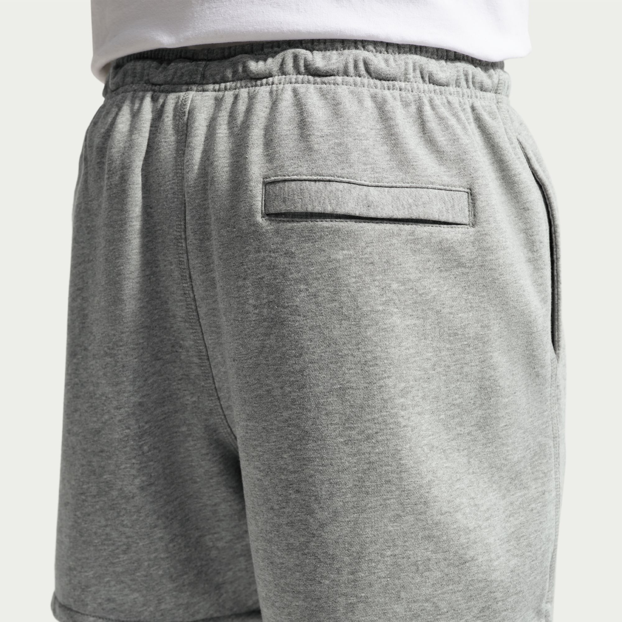 M NK CLUB FLOW FT SHORT