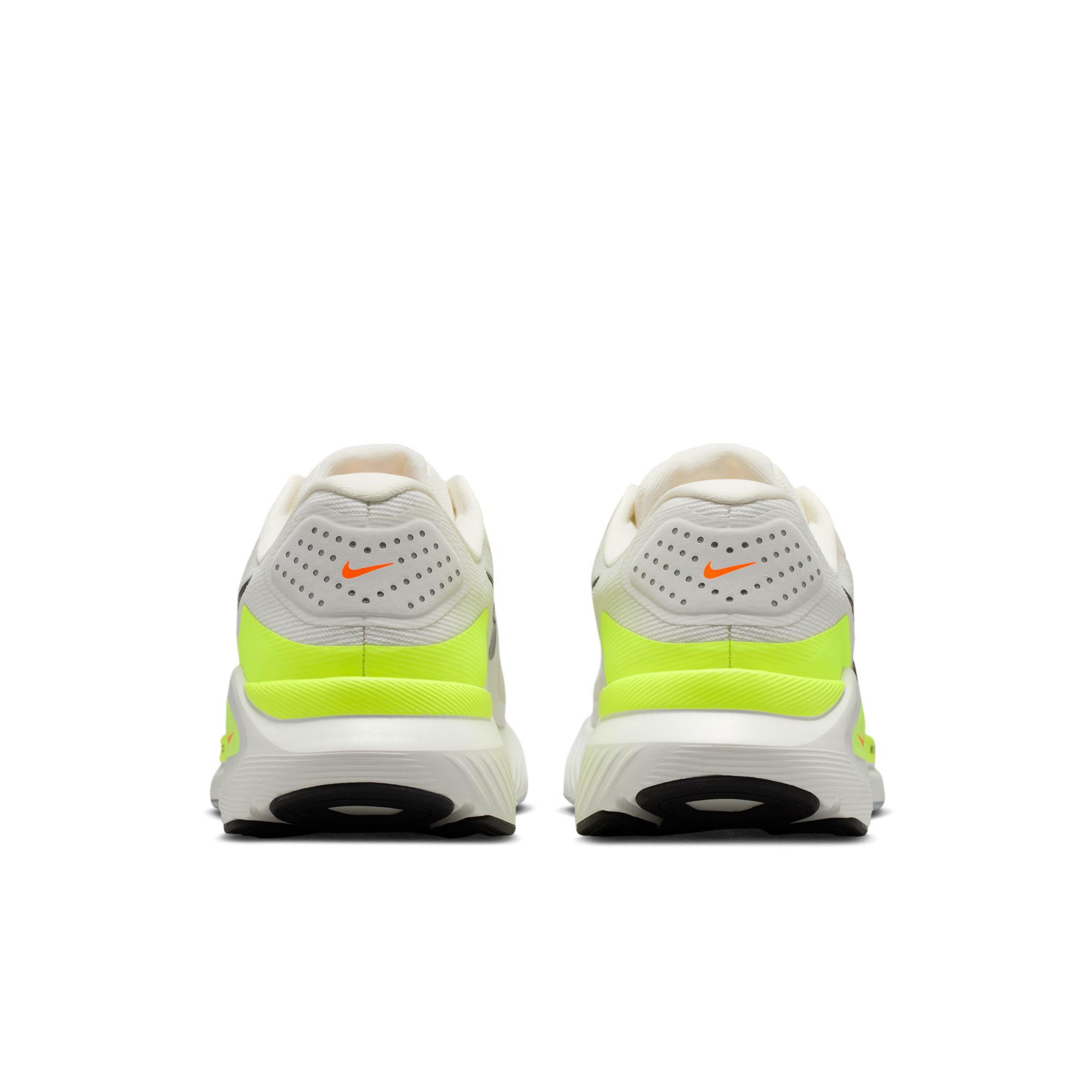 NIKE STRUCTURE 26
