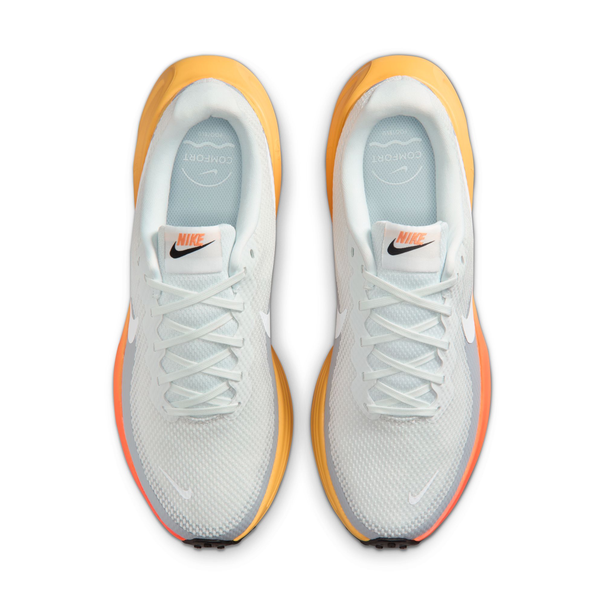 NIKE REVOLUTION 8