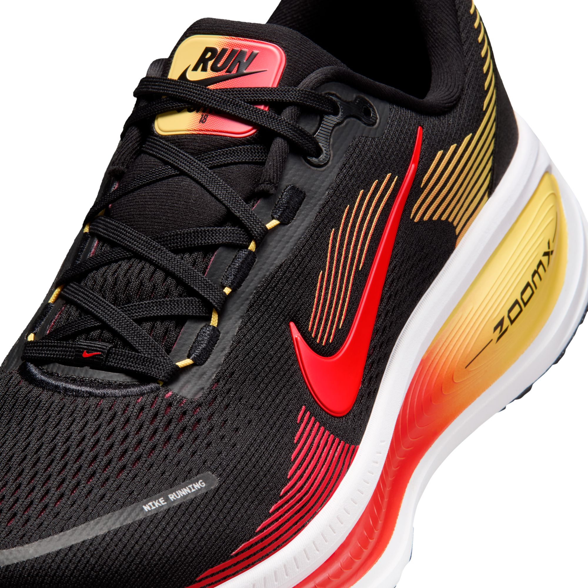 NIKE VOMERO 18