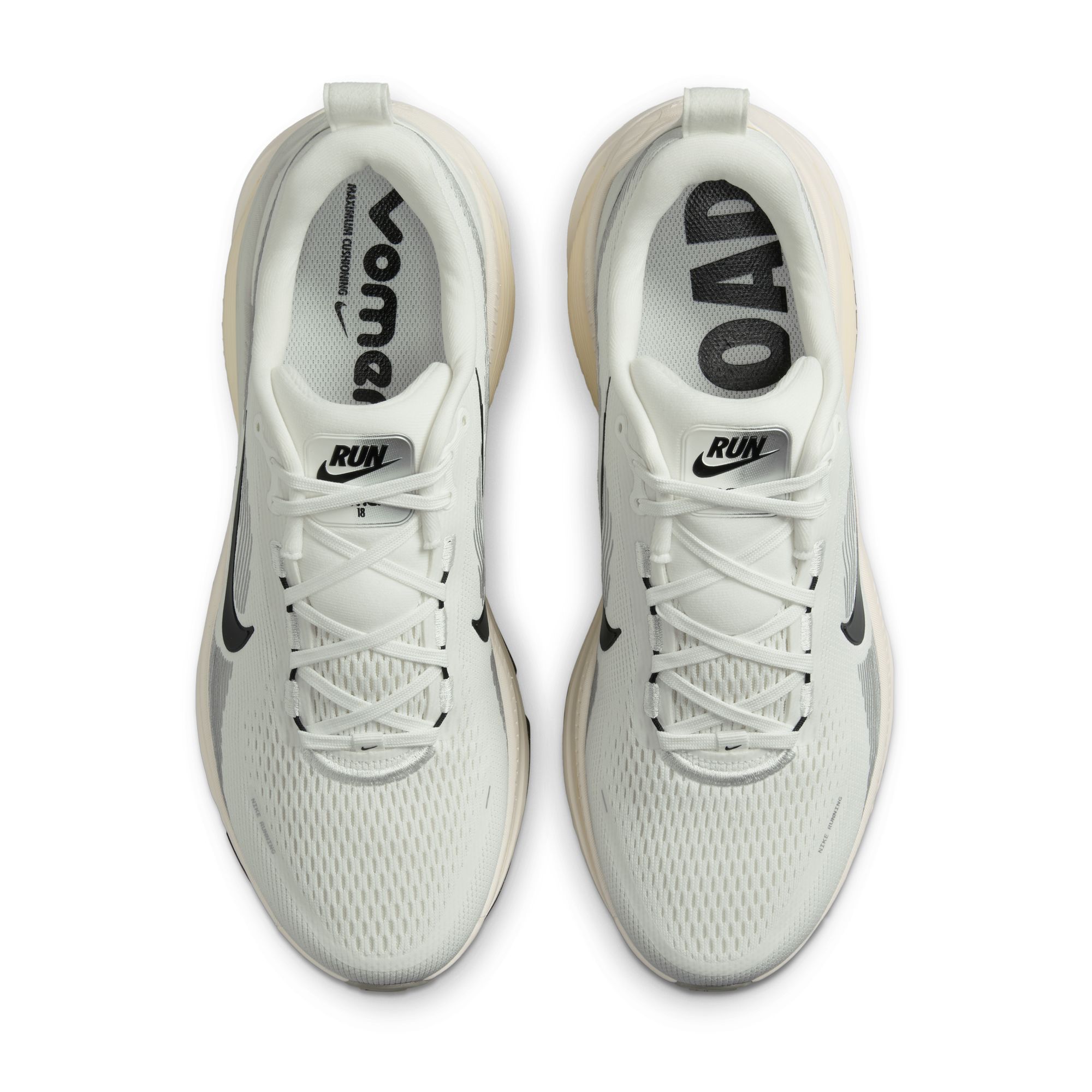 NIKE VOMERO 18