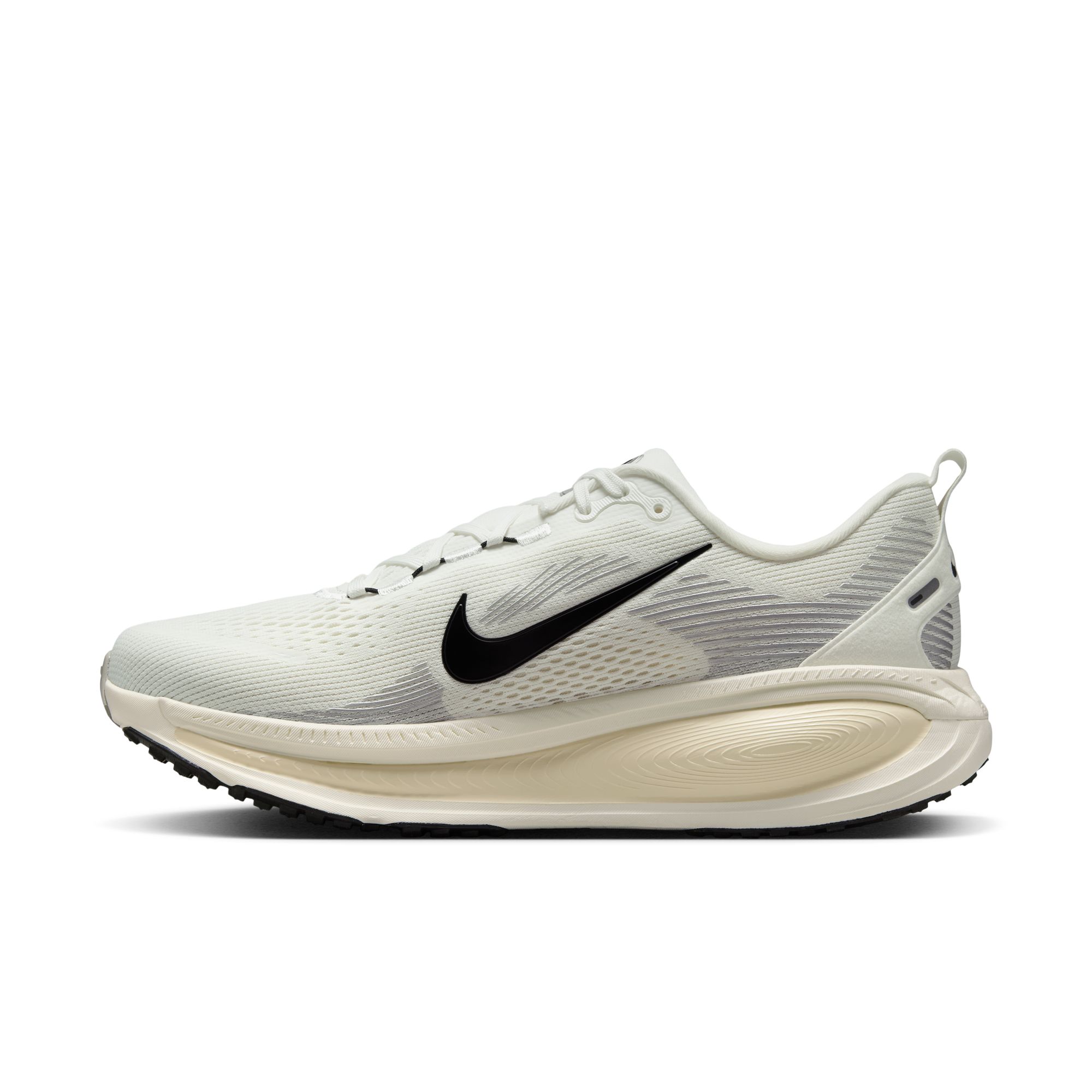 NIKE VOMERO 18