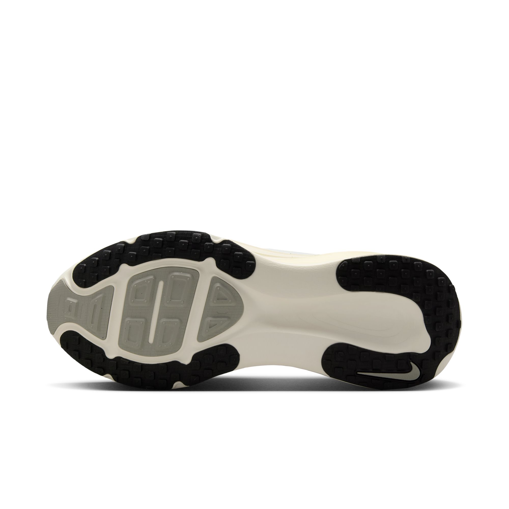 NIKE VOMERO 18