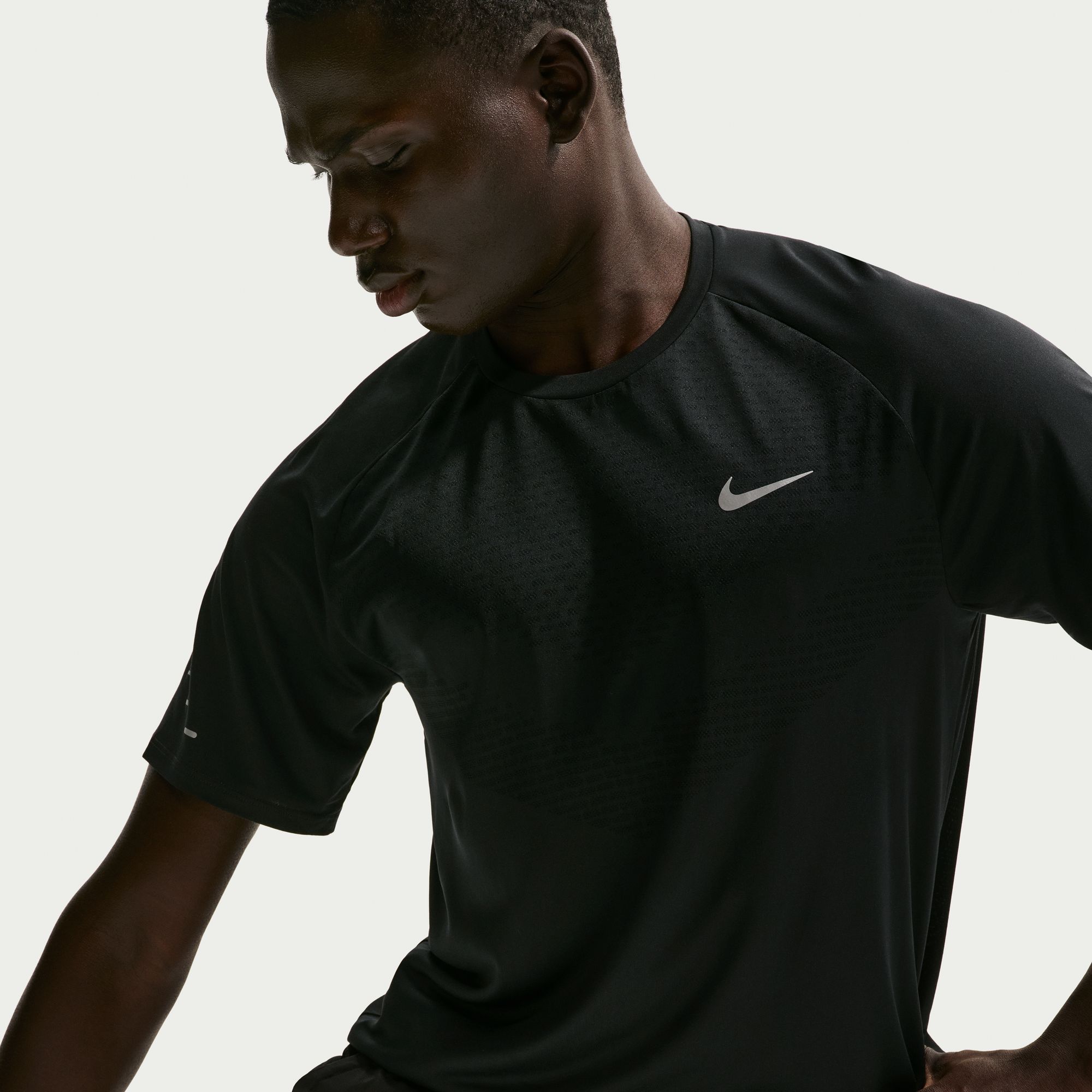 M NK DFADV STRIDE SS TOP