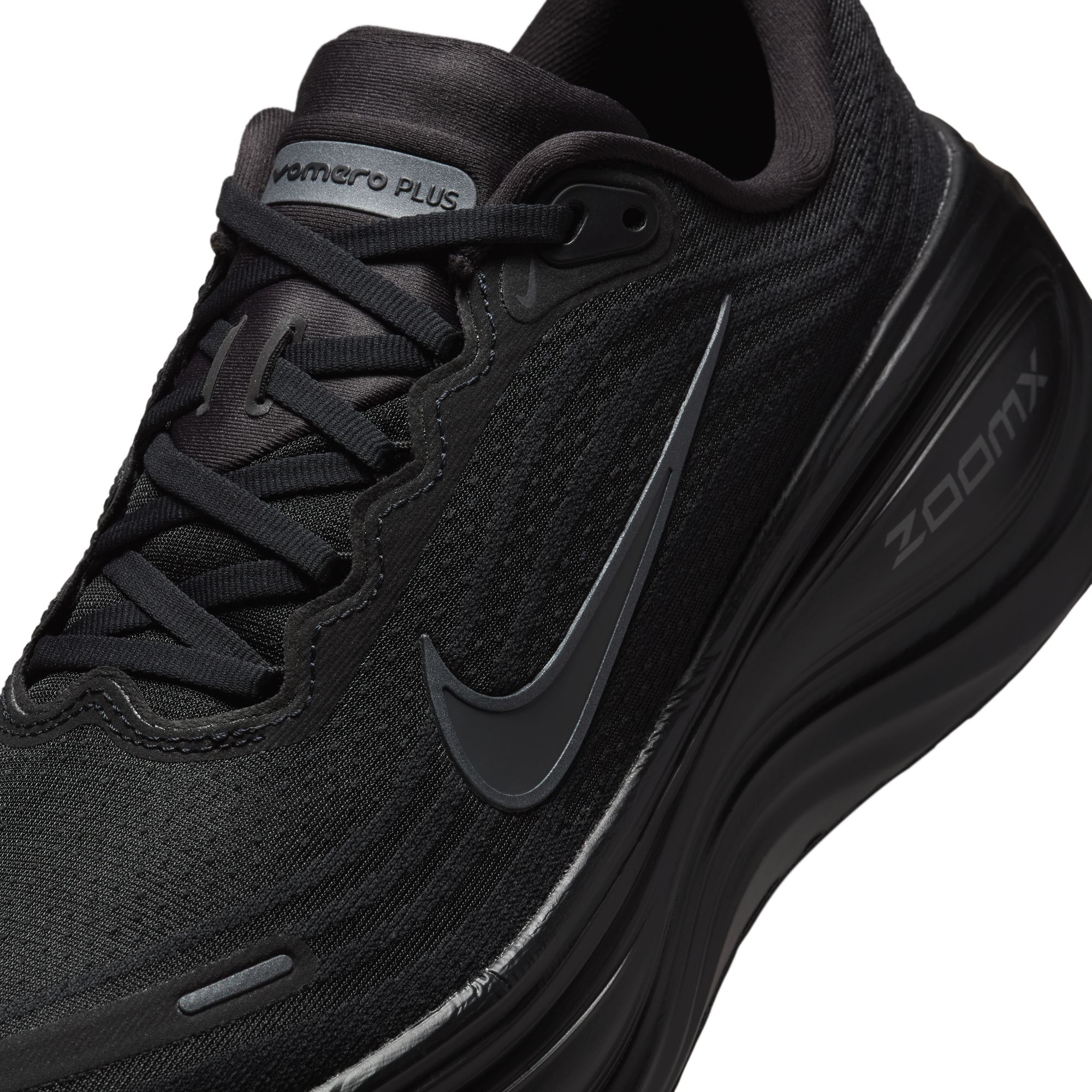 NIKE VOMERO PLUS