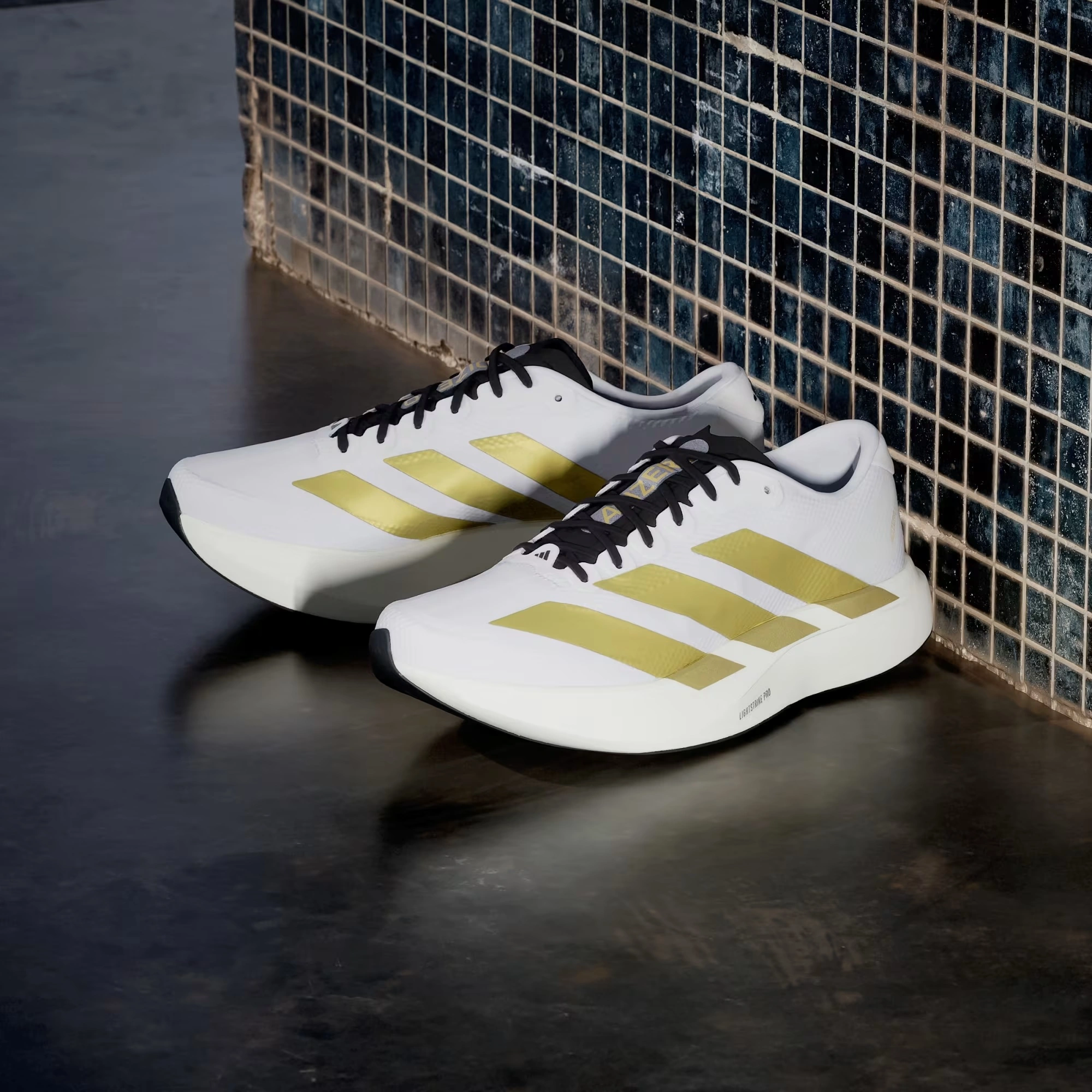 Adizero EVO SL WOVEN M
